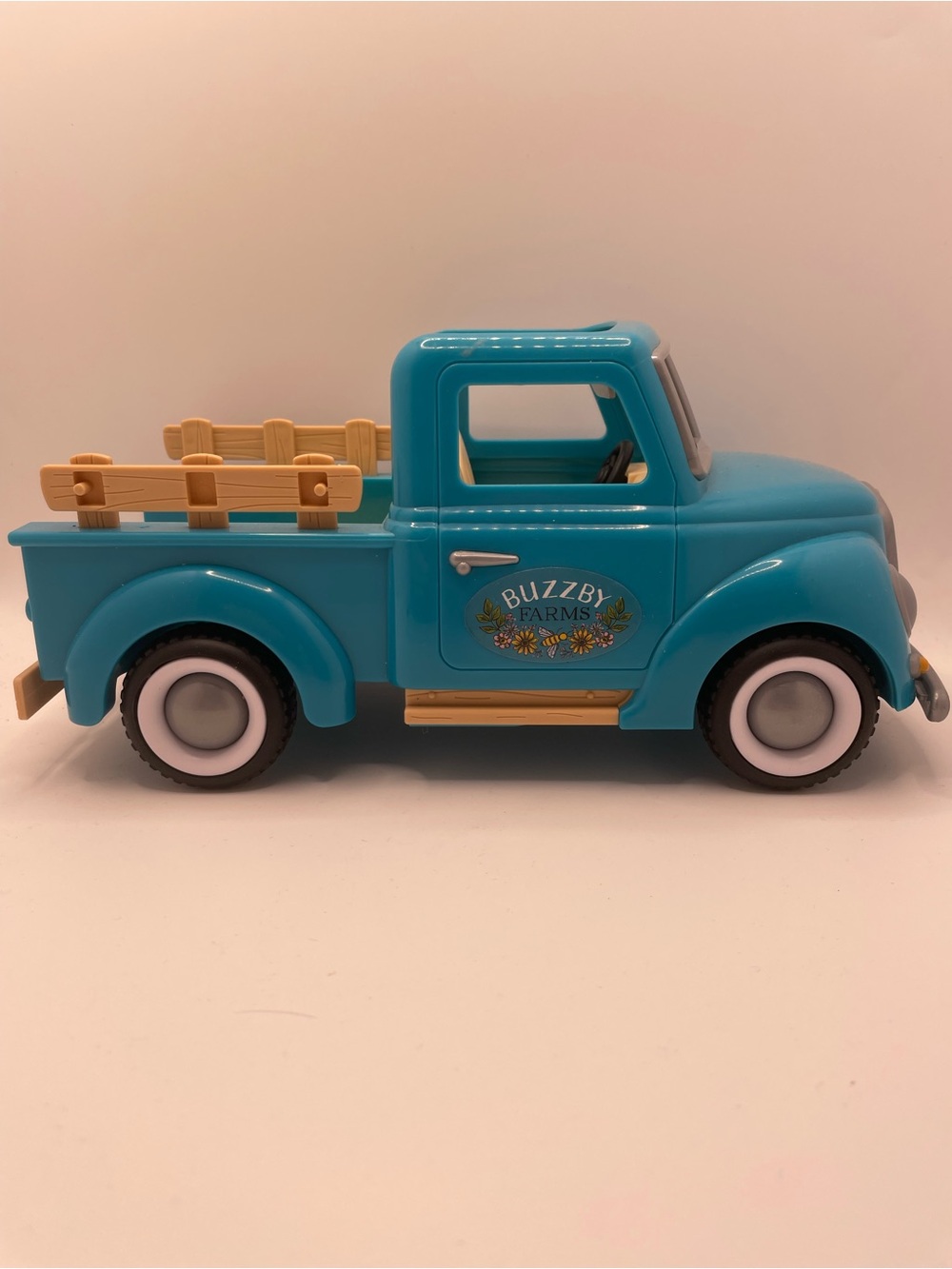 Honey Bee Acres Buzzby Farm Truck Vehicle Lil Woodzeez Sunny Days